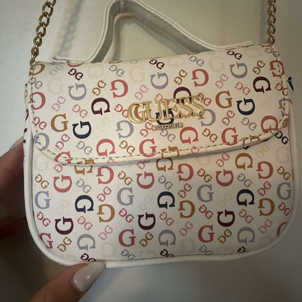 Guess crossbody purse